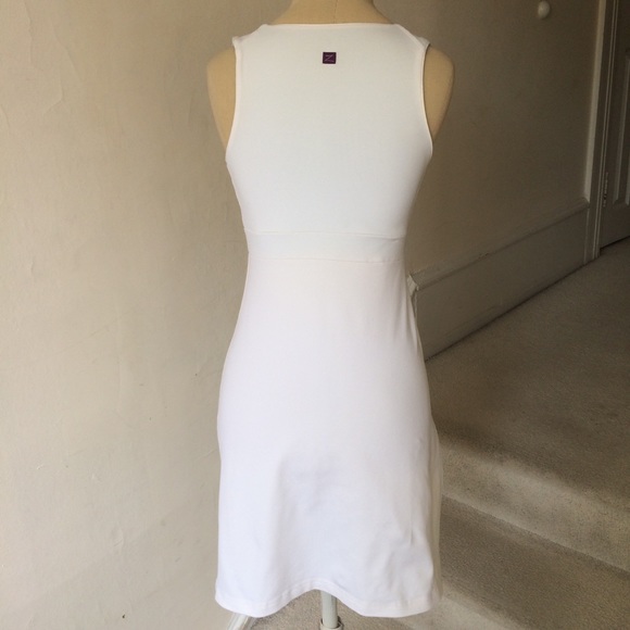 Zobha V-Neck Athletic Dress - Picture 3 of 8